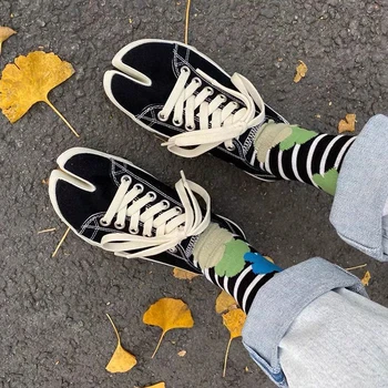 1 Par Čarapa-täby na udaljenosti od japanskom stilu, Crtani Pamučne čarape s dvije vrhom, Sandale-japanke, Čarape s dva prsta, Srednji Cijev, Nadkoljenice-таби