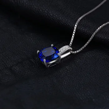 JewelryPalace Jastuk 4.7 ct Stvoren Plavi Safir 925 Sterling Silver Privjesak Lanca I Ogrlice za Žene Dragulj Ogrlicu Bez Lanca